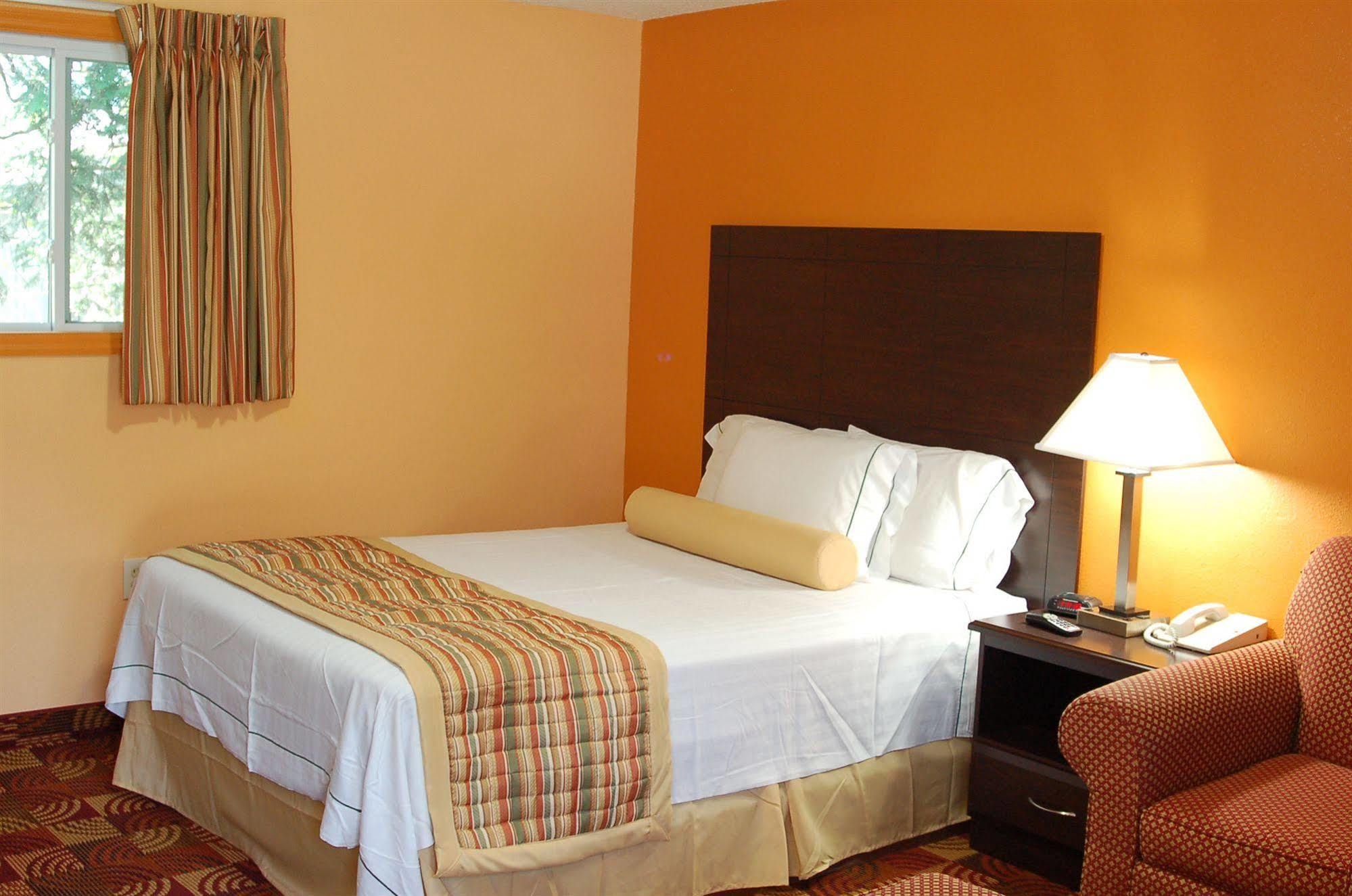 Motel Blue Sky Glens Falls-saratoga-lake George *